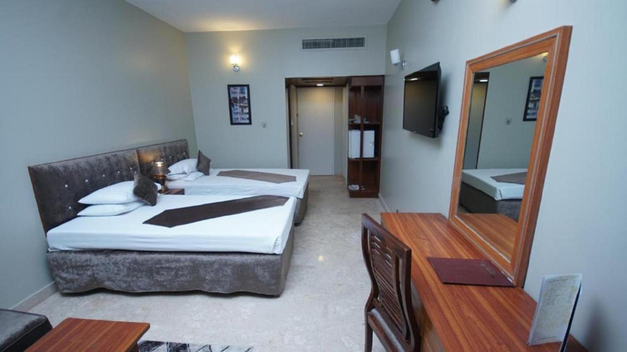 Faran Hotel 卡拉奇 外观 照片