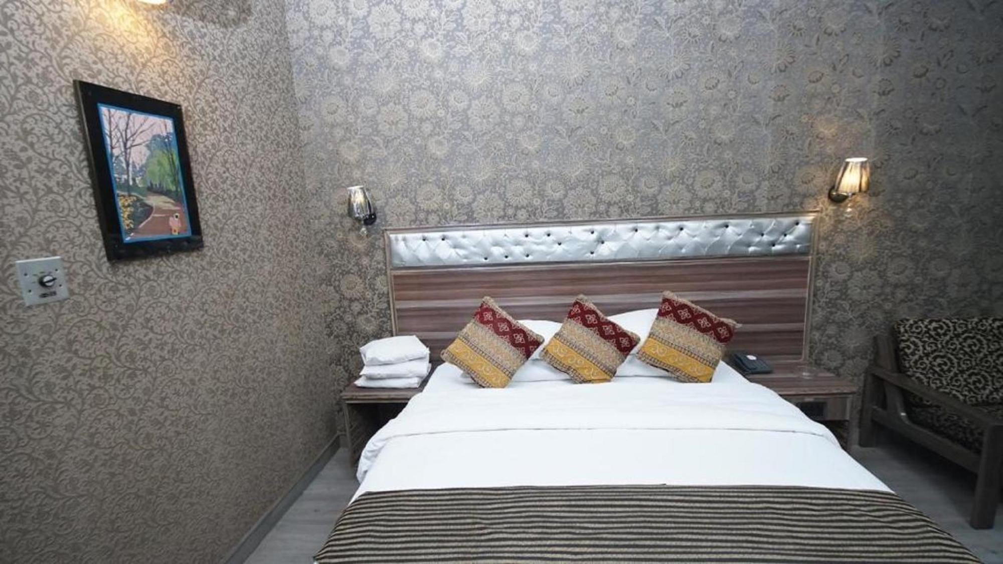 Faran Hotel 卡拉奇 外观 照片